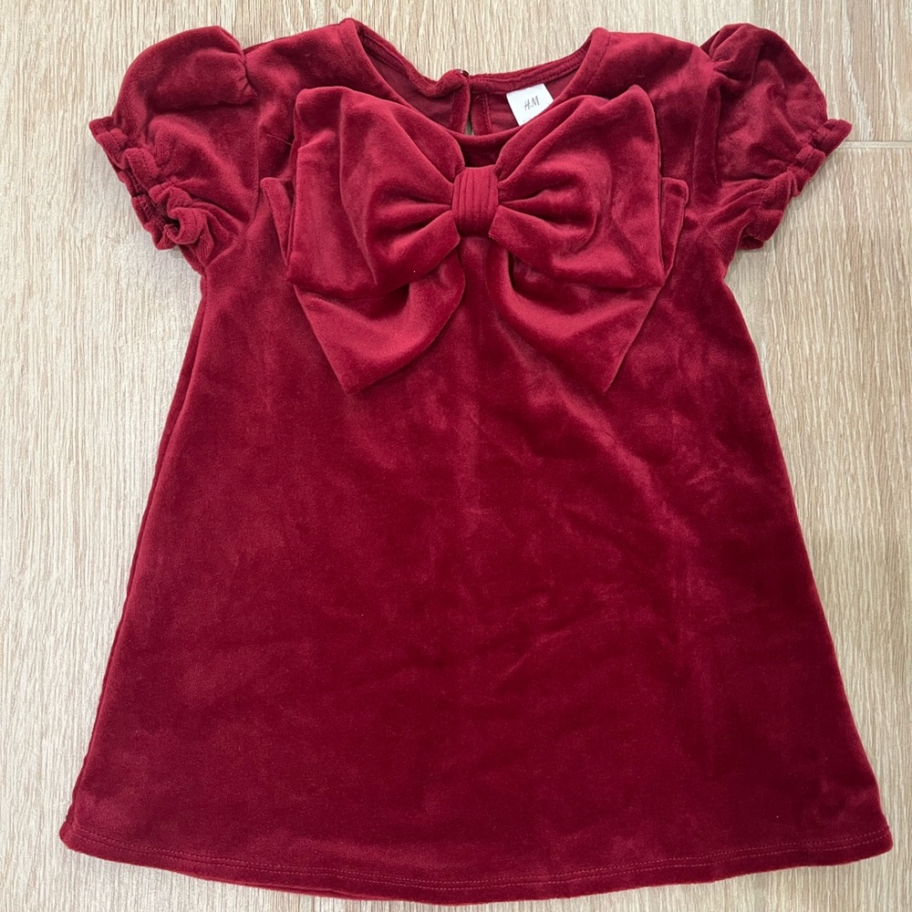 H&M Burgundy Velvet Dress with Bow size 12-18 months